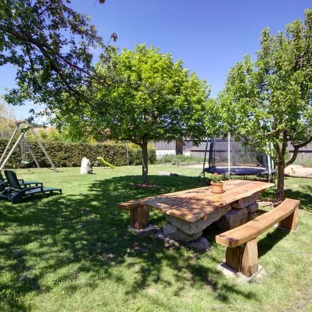 Holiday home Spacieux Avec Cheminee, Proche Foret, Vtt Et Randonnees, Ideal Pour Familles Et Detente - Fr-1-496-36