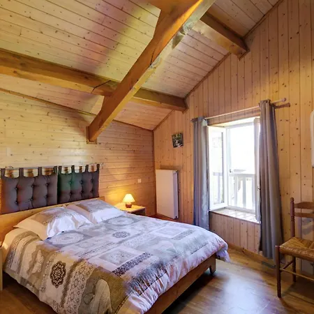 Spacieux Avec Cheminee, Proche Foret, Vtt Et Randonnees, Ideal Pour Familles Et Detente - Fr-1-496-36 Holiday home Saint-Romain-d'Urfe