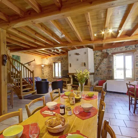 Spacieux Avec Cheminee, Proche Foret, Vtt Et Randonnees, Ideal Pour Familles Et Detente - Fr-1-496-36 * Saint-Romain-d'Urfe